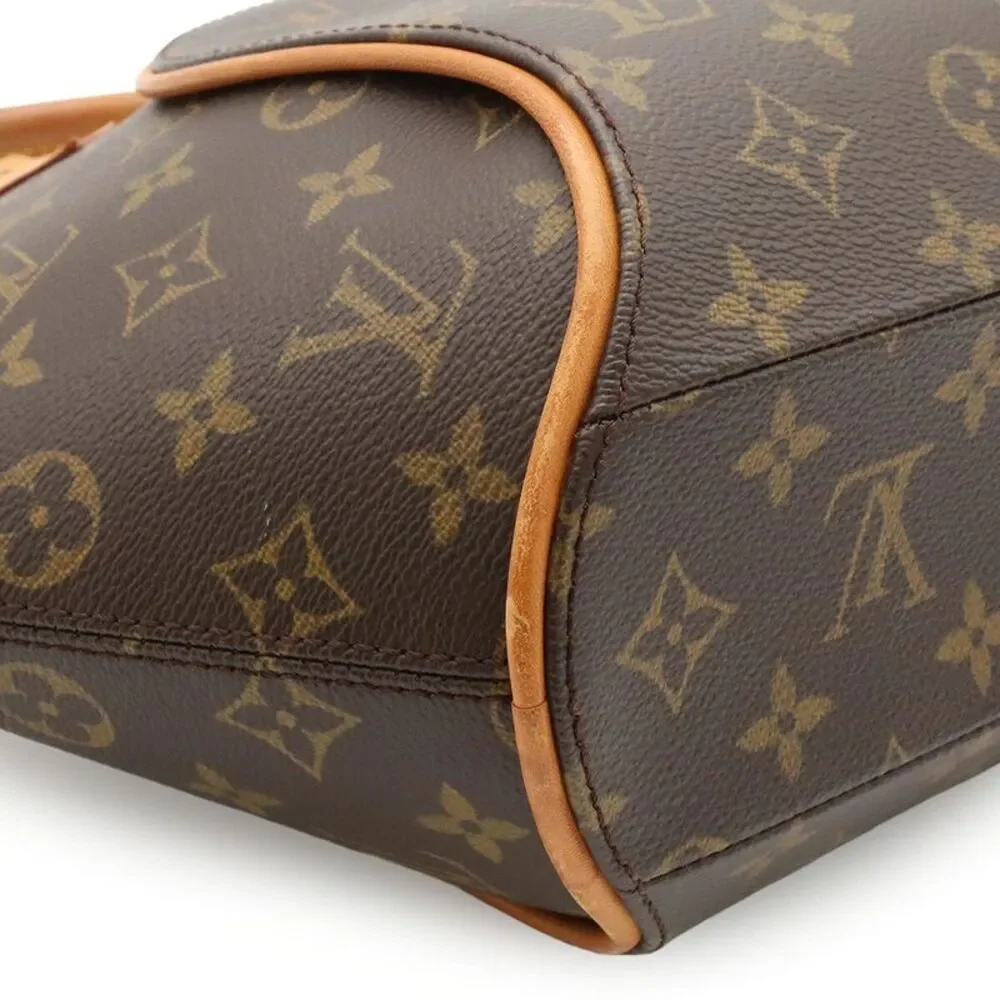 Louis Vuitton delivery duty